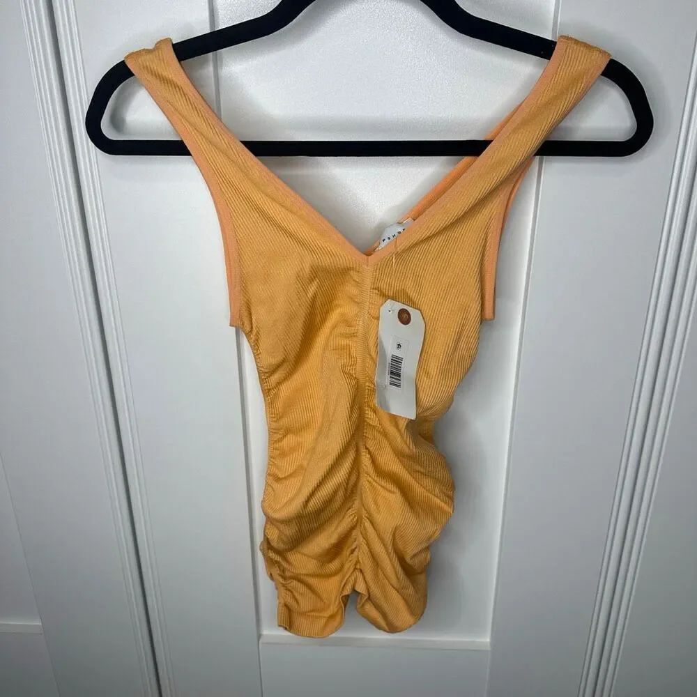 NWT Topshop tank yellow fitted size 0-2 (v1)